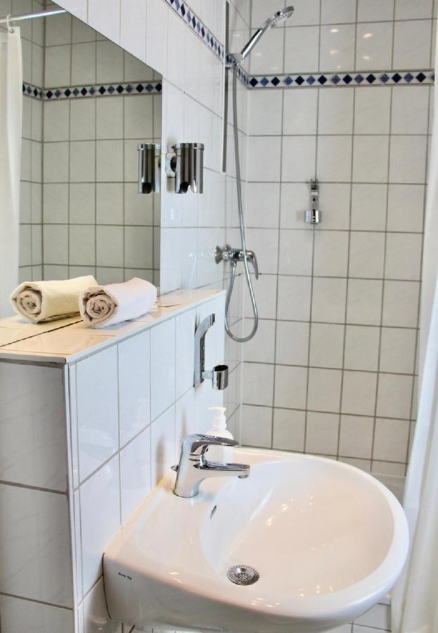 Parkhotel Viktoria Velten Bagian luar foto